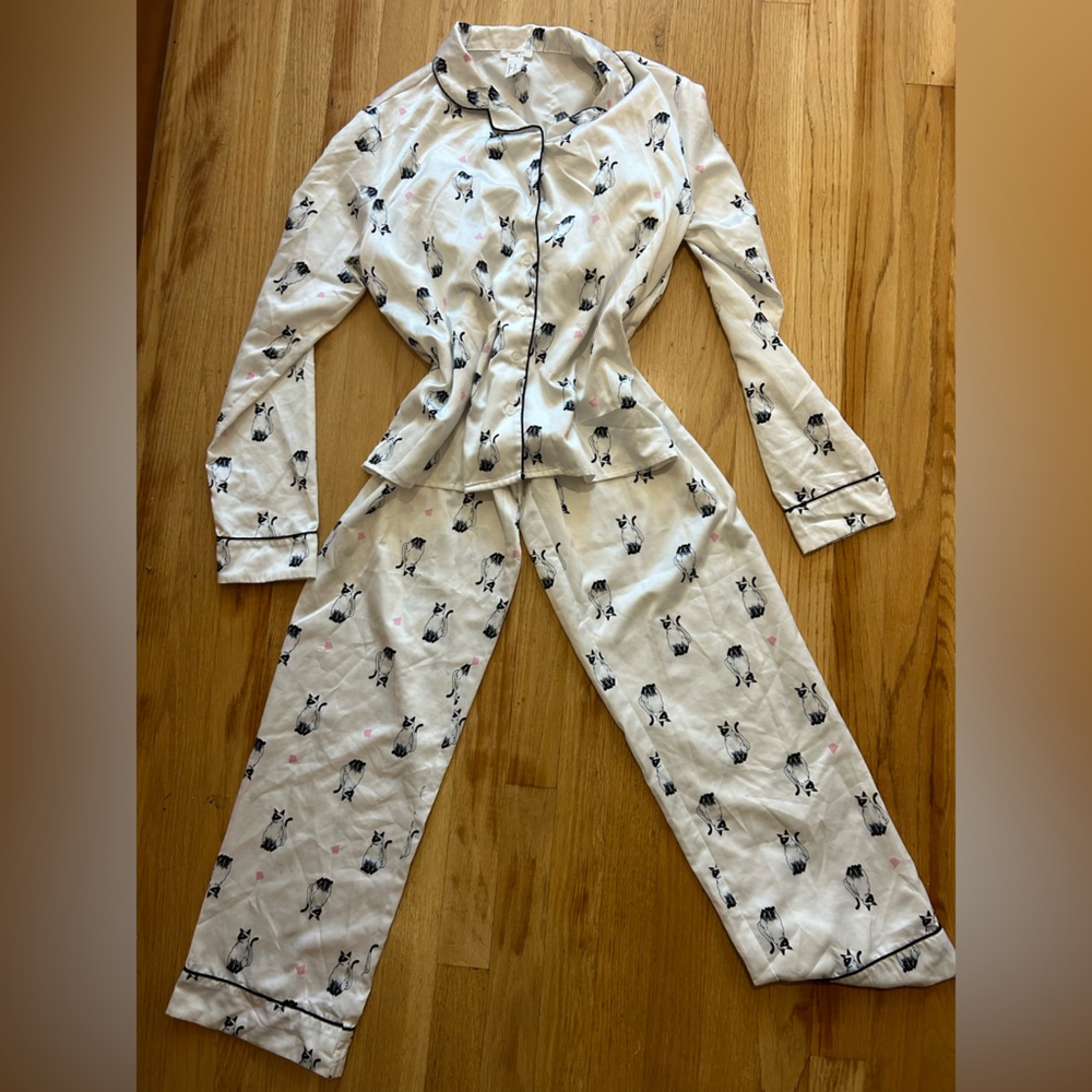 Forever 21 Black and White Cat Pajama Set